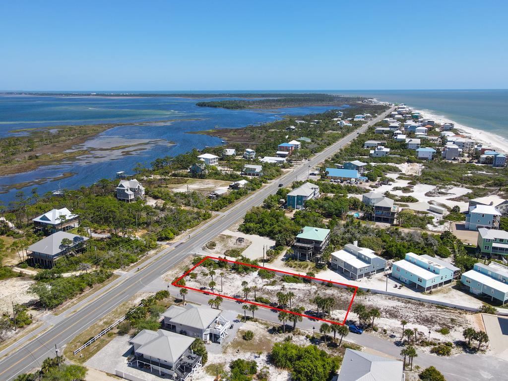 102 Barbados Dr, Port Saint Joe, FL 32456