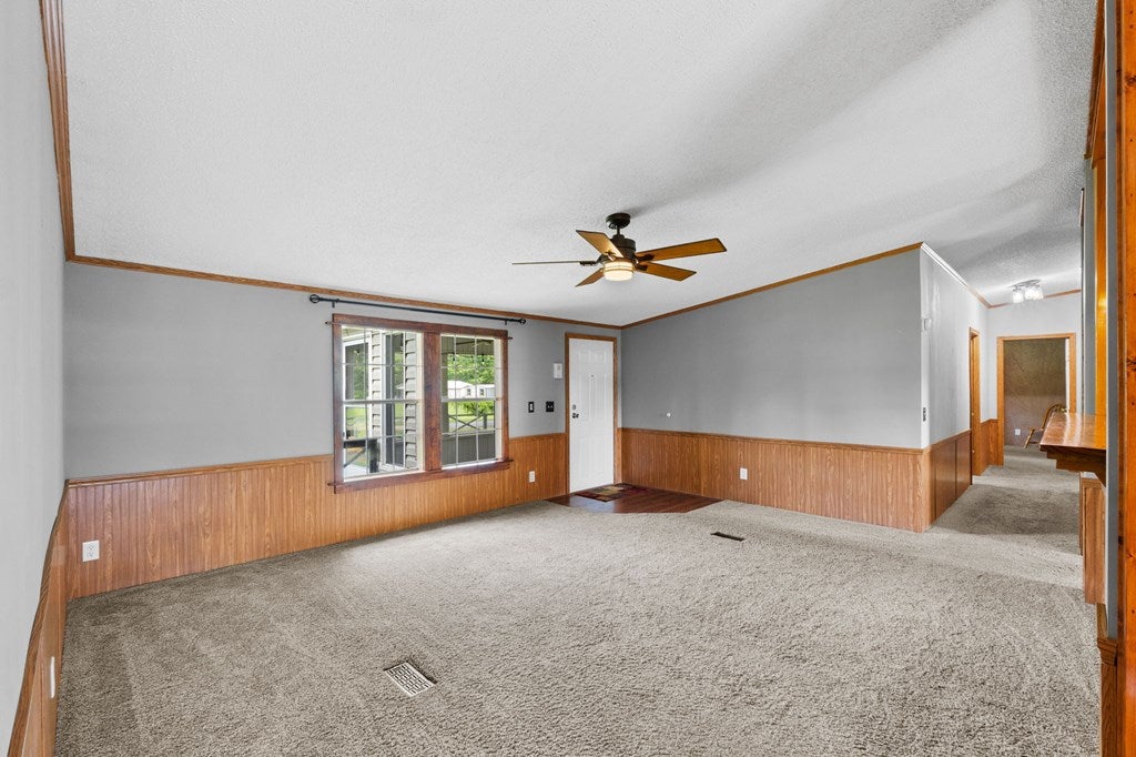 105 Riverview Dr, Wewahitchka, FL 32465 photo