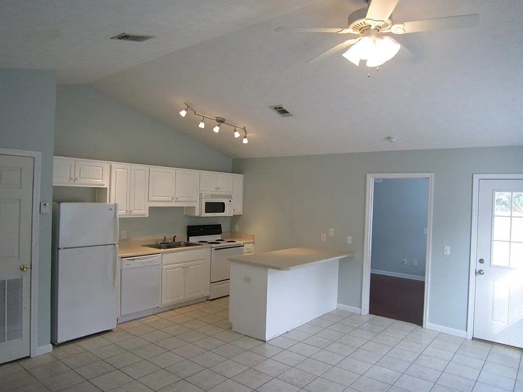 740 742 Jones Homestead Rd, Port Saint Joe, FL 32456 photo