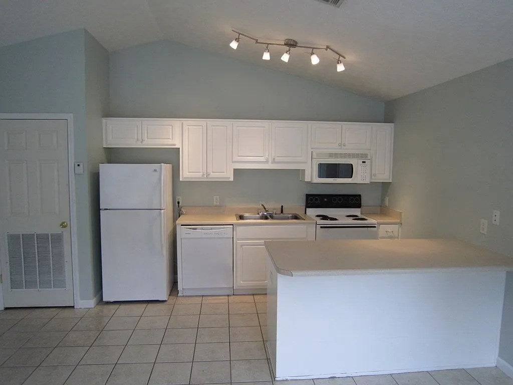740 742 Jones Homestead Rd, Port Saint Joe, FL 32456 photo