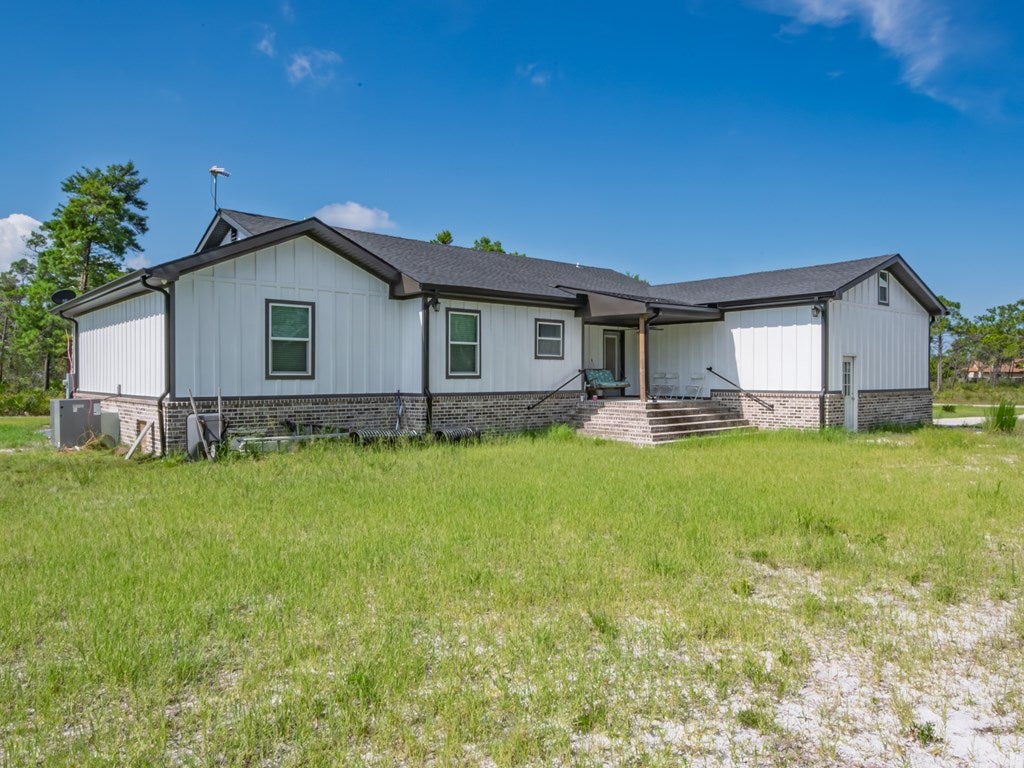 344 Lily Cir, Eastpoint, FL 32328 photo