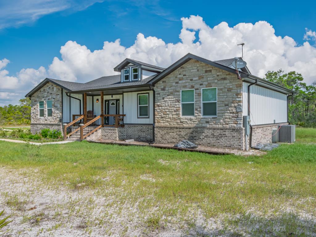 344 Lily Cir, Eastpoint, FL 32328 photo
