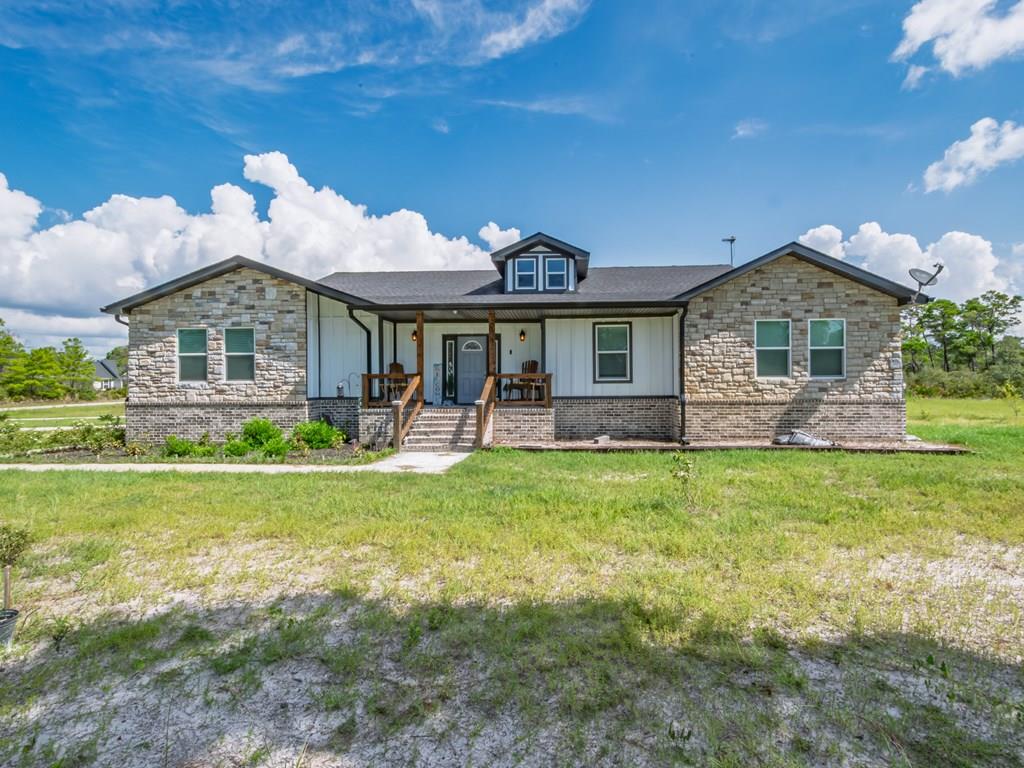 344 Lily Cir, Eastpoint, FL 32328