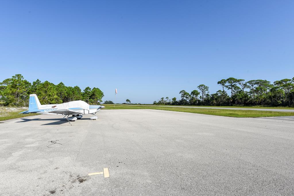 2005 Turpentine Trl, St. George Island, FL 32328 photo