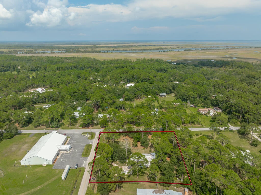 1494 Bluff Rd, Apalachicola, FL 32320 photo