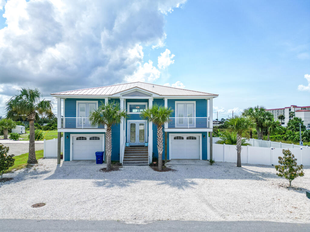 104 19 St, Mexico Beach, FL 32456