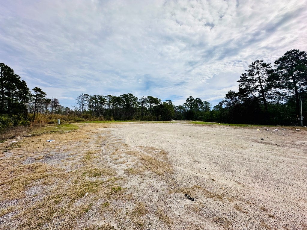 295 Airport Rd, Carrabelle, FL 32322 photo