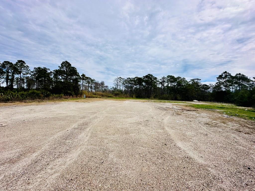 295 Airport Rd, Carrabelle, FL 32322