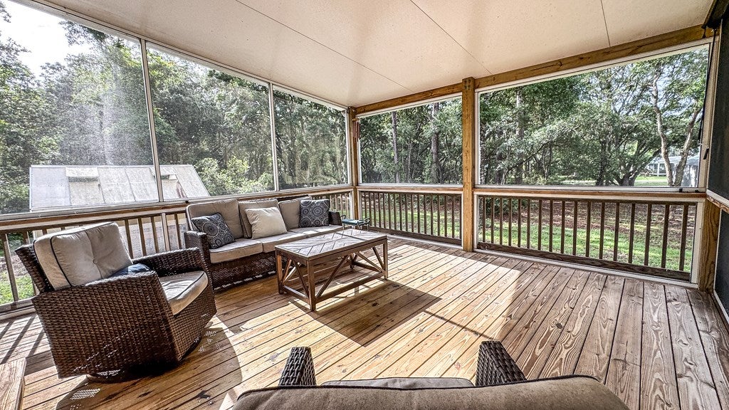 129 Franklin St, Carrabelle, FL 32322 photo
