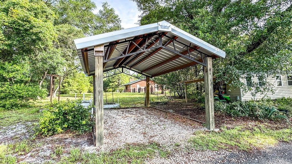 129 Franklin St, Carrabelle, FL 32322 photo