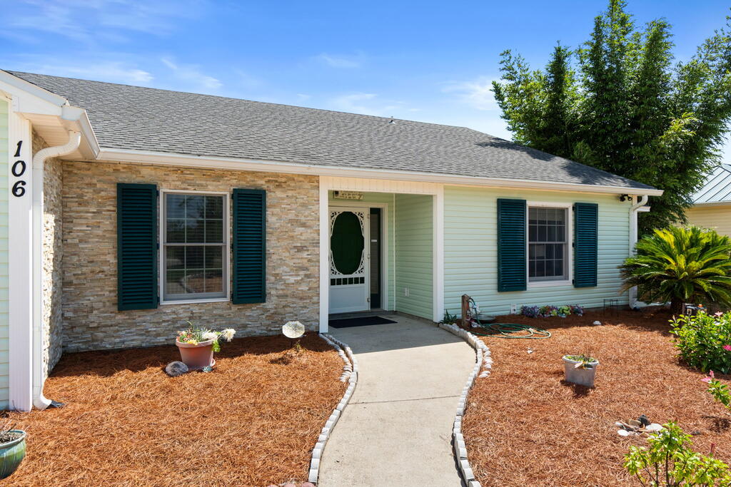 106 Hidden Ridge Rd, Port Saint Joe, FL 32456 photo