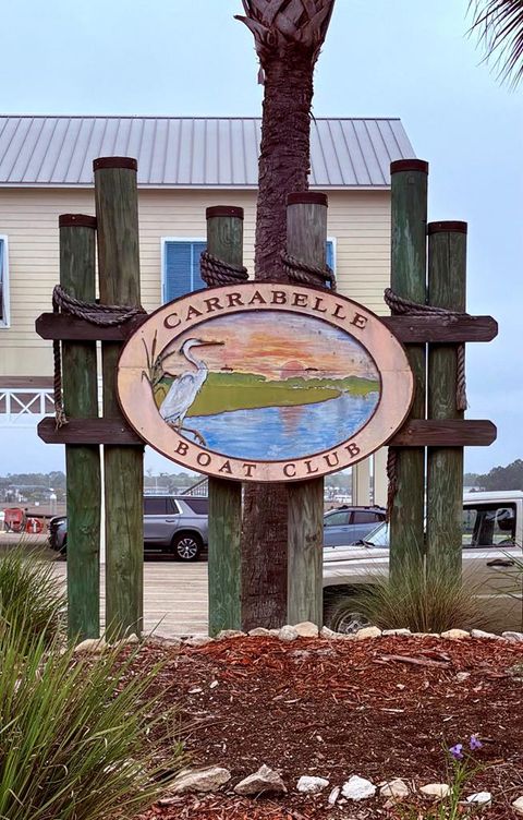  in Carrabelle FL 1570 Hwy 98 W #B-220.jpg