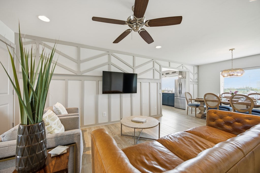 111 14 St, Mexico Beach, FL 32456 photo