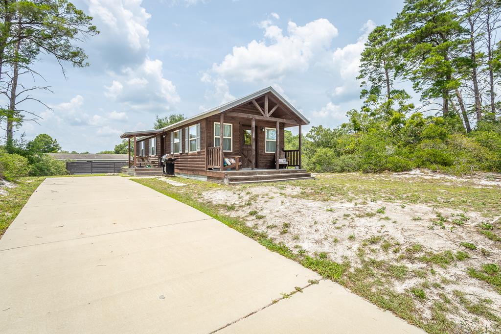 407 9 St, Carrabelle, FL 32322