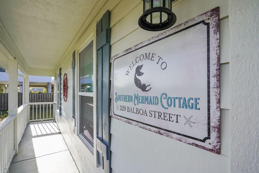 229 Balboa St, Port Saint Joe, FL 32456 photo