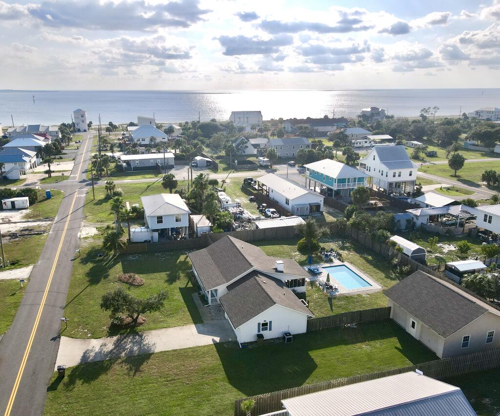 229 Balboa St, Port Saint Joe, FL 32456 photo