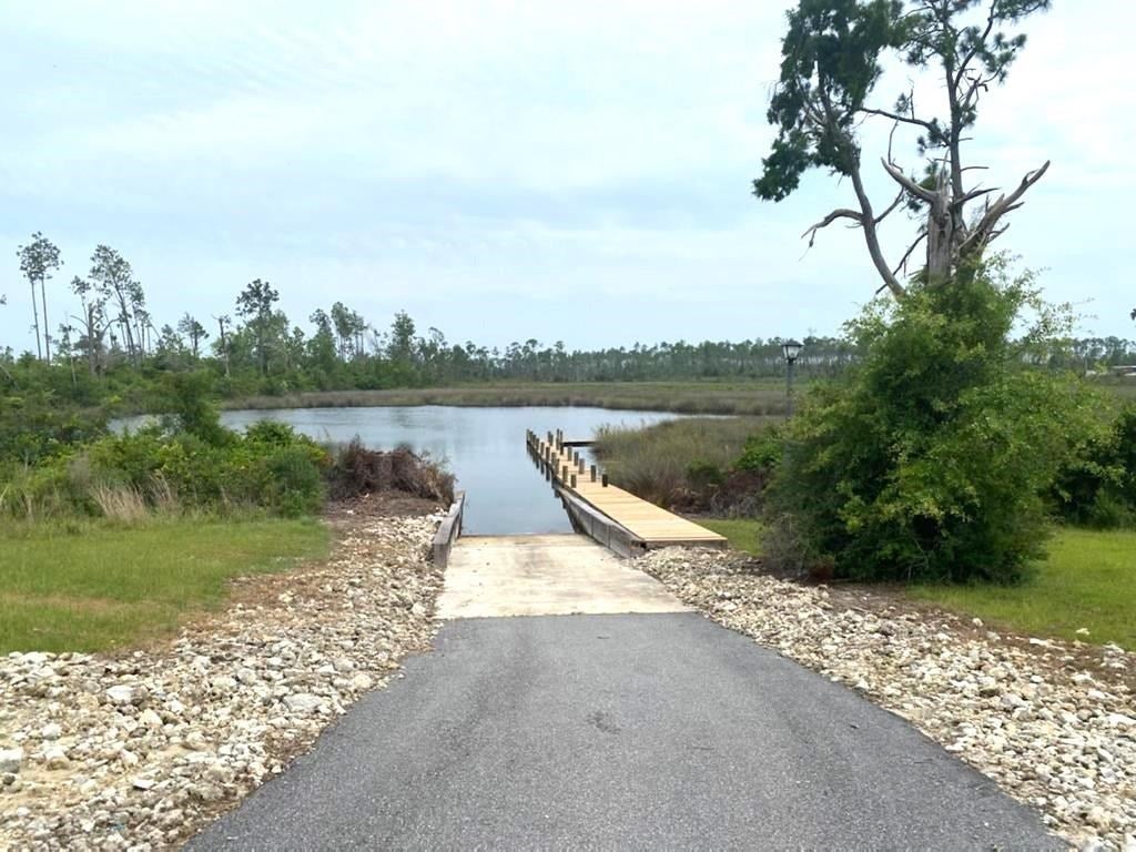 817 Wide Water Cir, Wewahitchka, FL 32465 photo