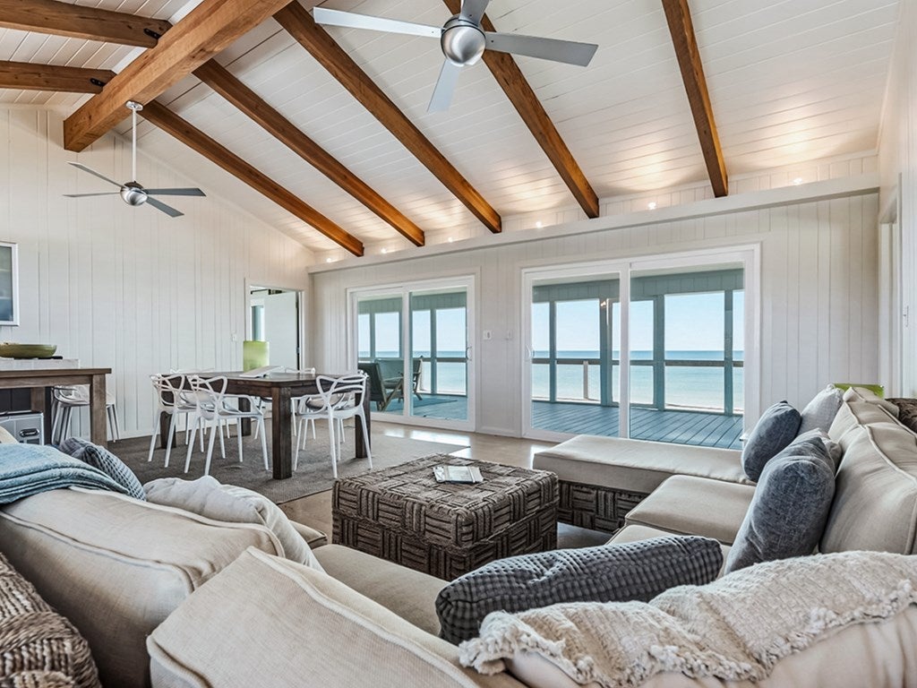 914 Gulf Shore Dr, Carrabelle, FL 32322 photo