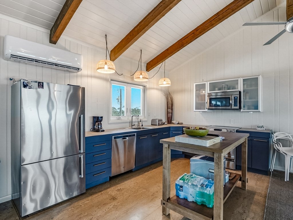 914 Gulf Shore Dr, Carrabelle, FL 32322 photo