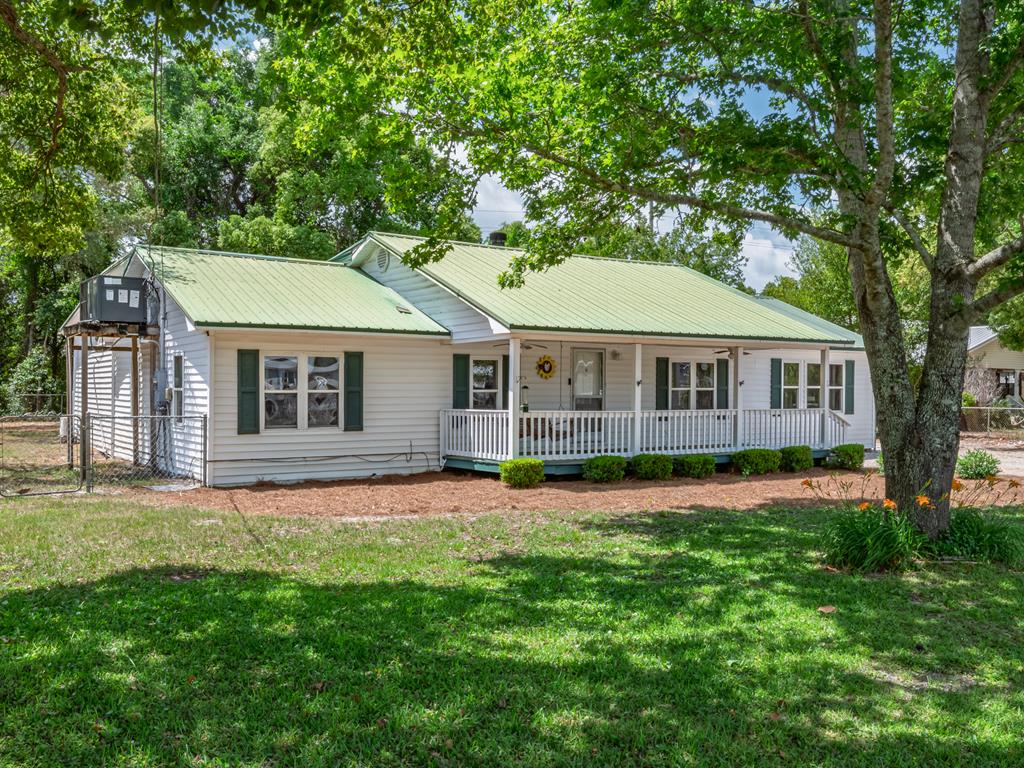 202 Ferry Dock Rd, Eastpoint, FL 32328 photo