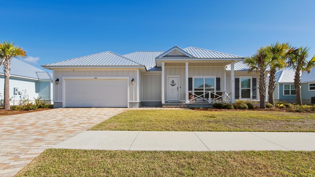 102 Saint Charles St, Mexico Beach, FL 32456