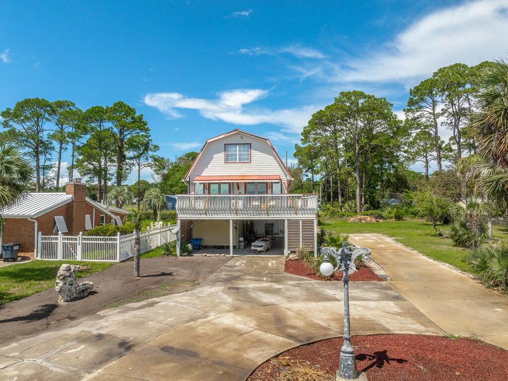 607 Highway 98, Eastpoint, FL 32328 photo