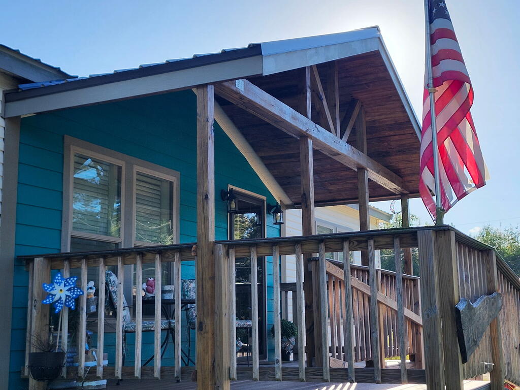 511 NE Avenue H, Carrabelle, FL 32322 photo
