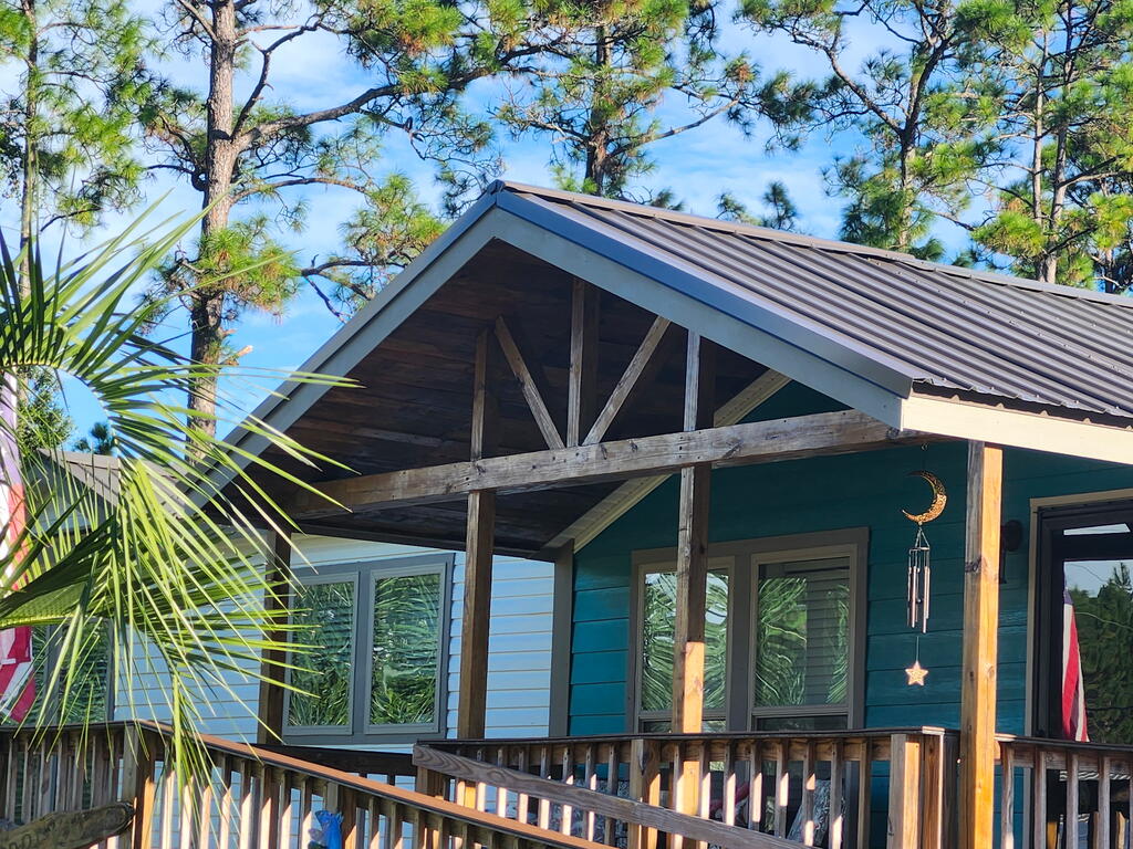 511 NE Avenue H, Carrabelle, FL 32322 photo