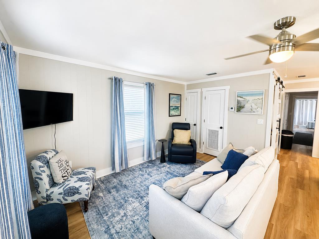 151 Beach St, Port Saint Joe, FL 32456 photo