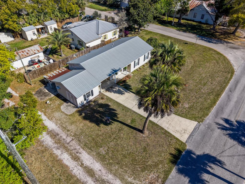 141 Avenue D, Apalachicola, FL 32320