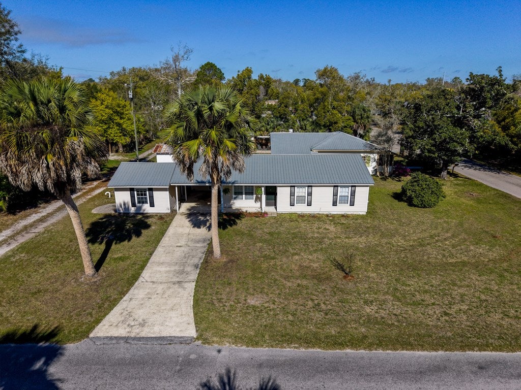 141 Avenue D, Apalachicola, FL 32320 photo