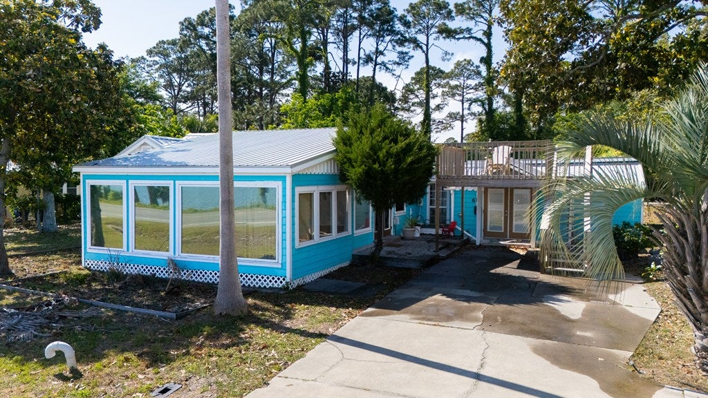 615 Highway 98, Eastpoint, FL 32328 photo
