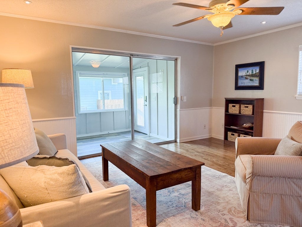 63 Oak Ave, Mexico Beach, FL 32456 photo