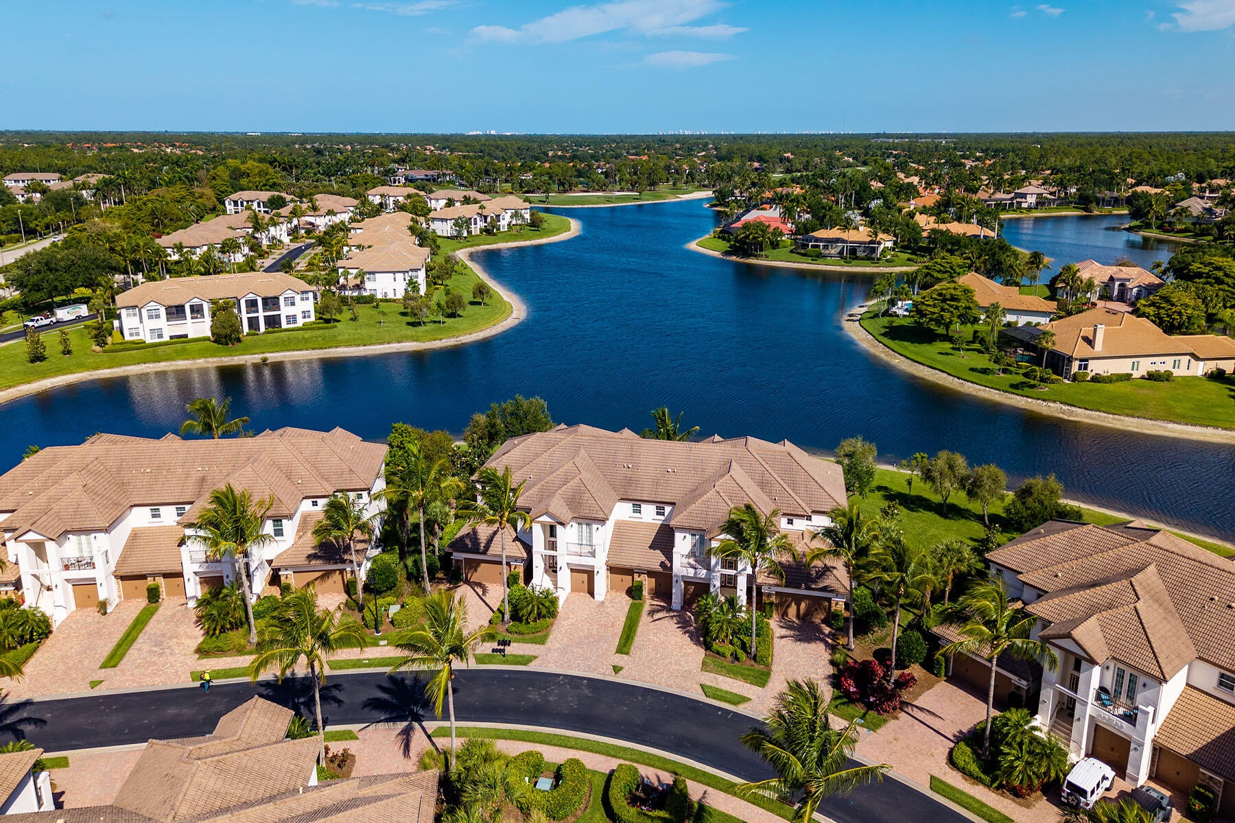 8065 Players Cv, Naples, FL 34113
