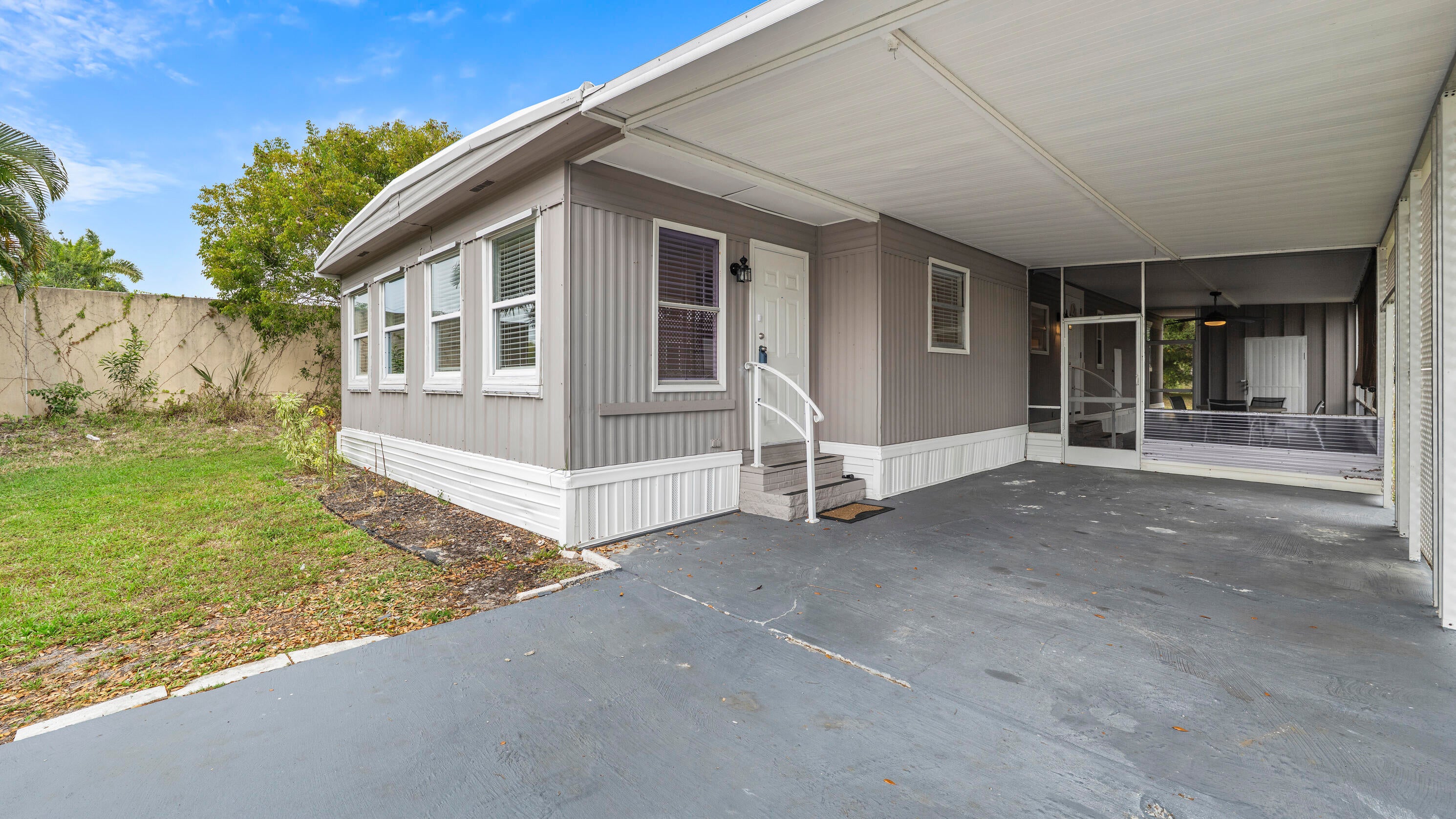851 Manatee Rd, Naples, FL 34114 photo