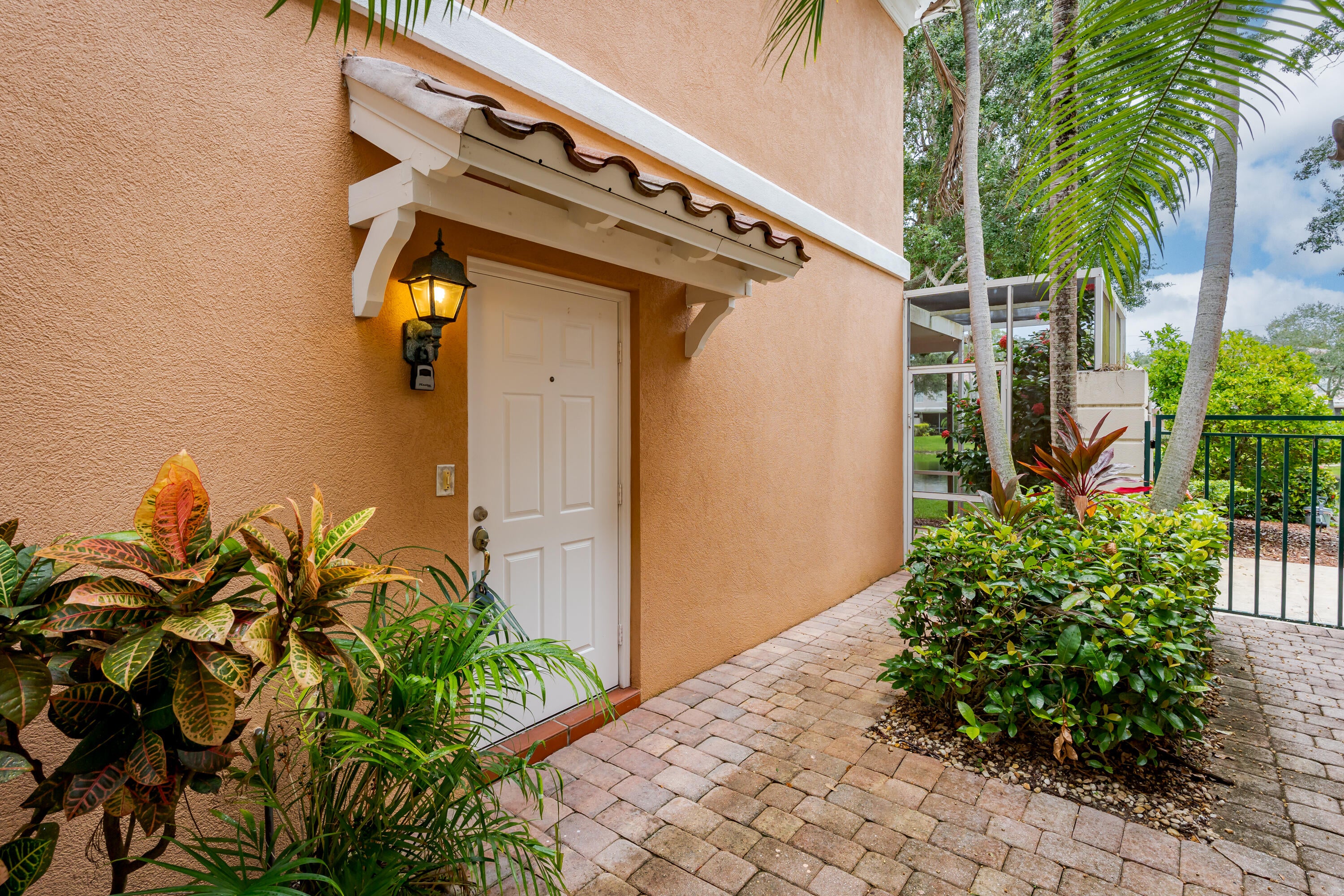 5353 Cove Circle 5353, Naples, FL 34119 photo