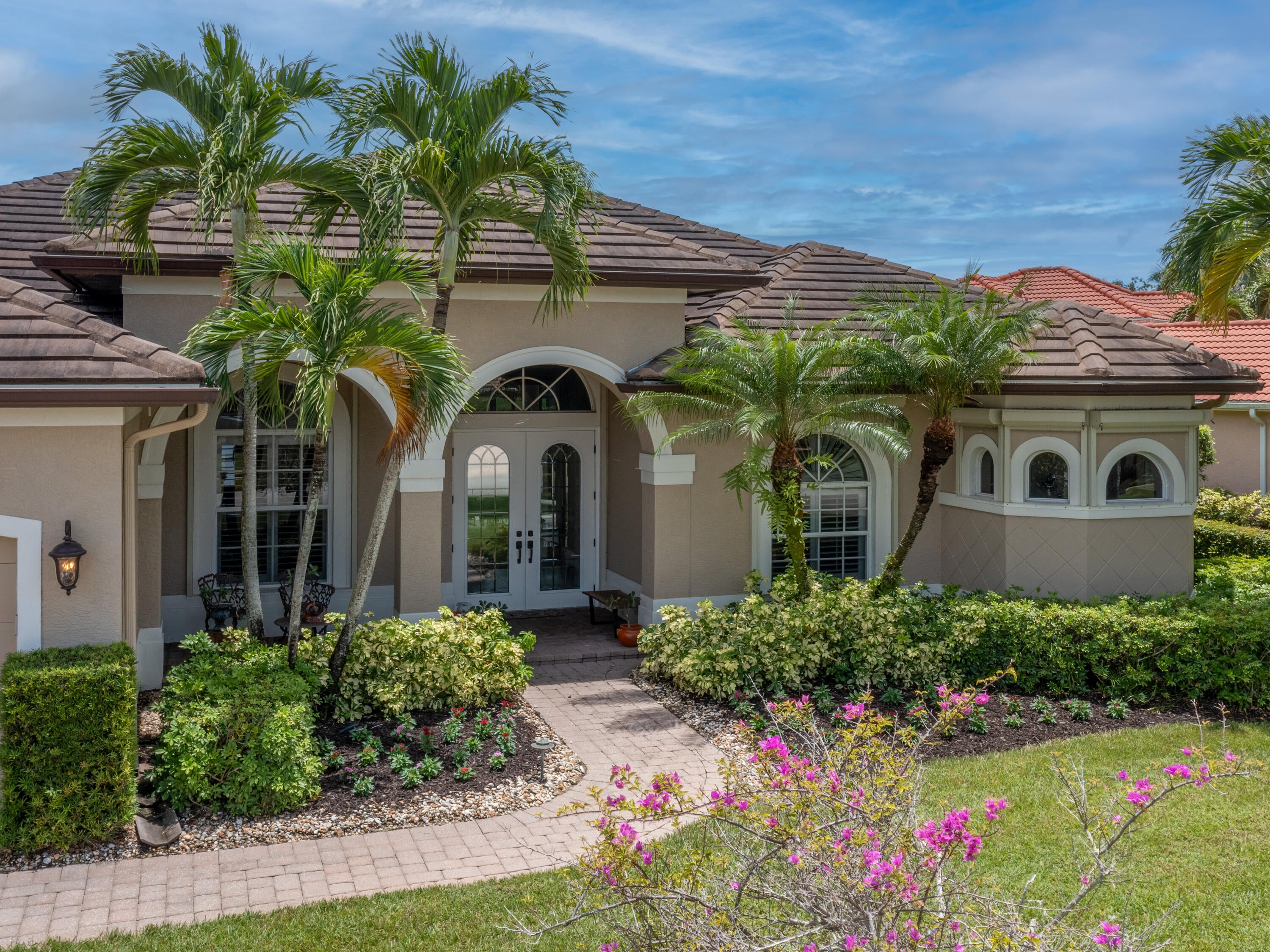 7937 Tiger Lily Dr, Naples, FL 34113 photo