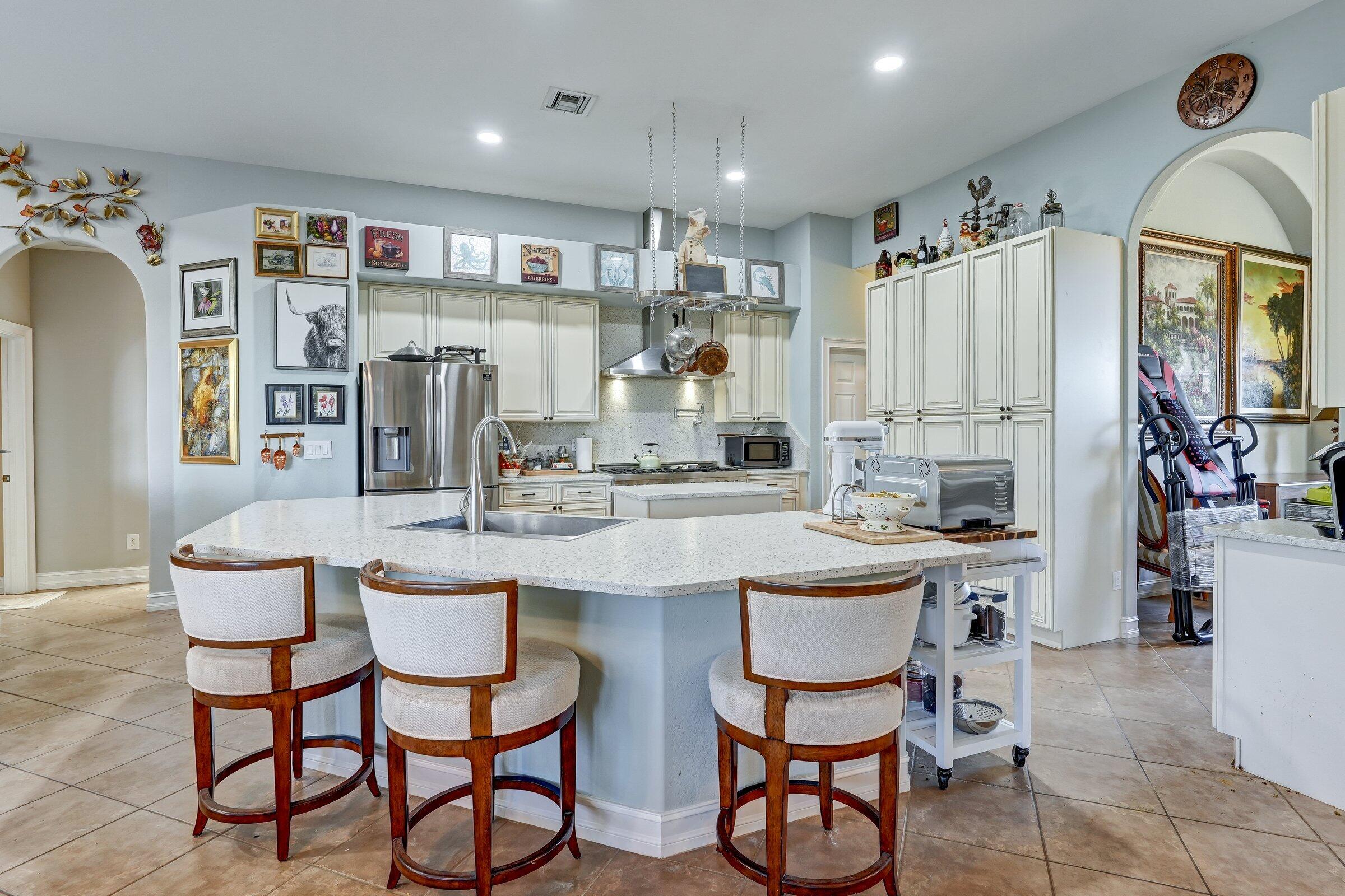 18421 Royal Hammock Blvd, Naples, FL 34114 photo