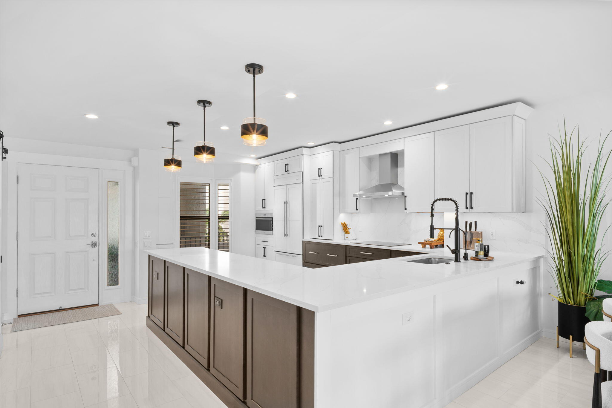 533 Lane Peninsula Boulevard 533, Naples, FL 34113 photo