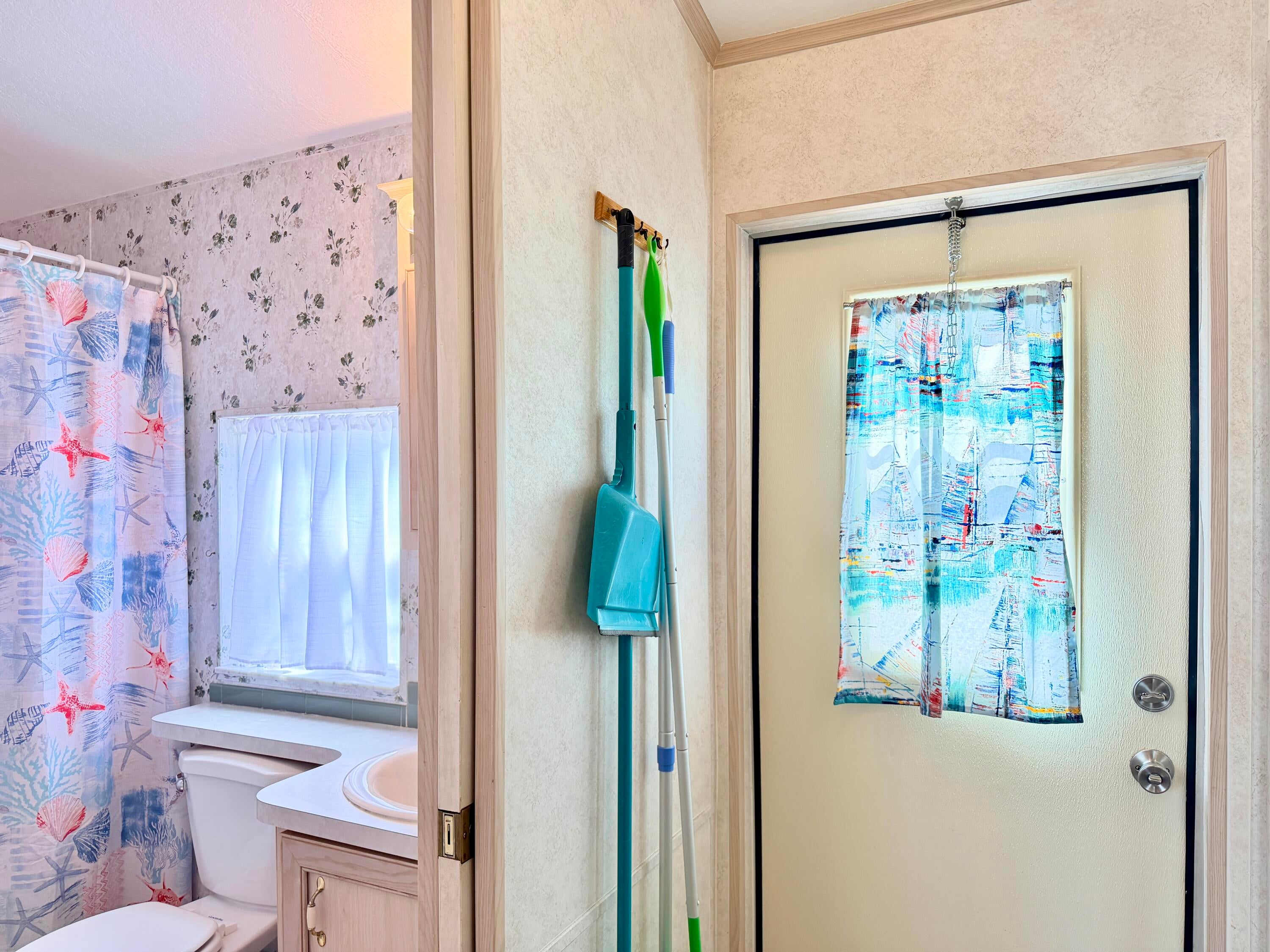 2 Jade Dr, Naples, FL 34114 photo