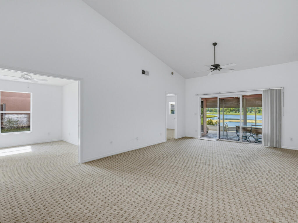 447 Saint Andrews Blvd, Naples, FL 34113 photo