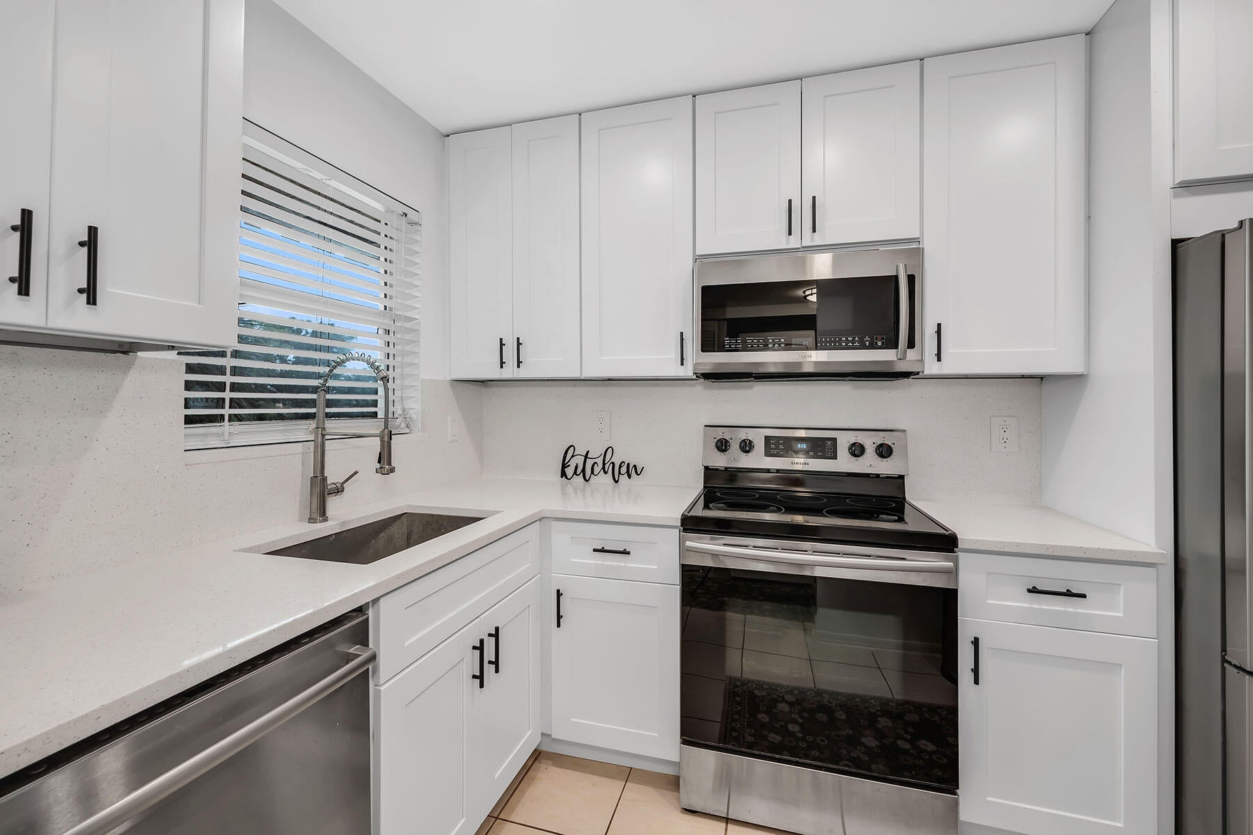 499 Forest Lake Blvd #312, Naples, FL 34105 photo