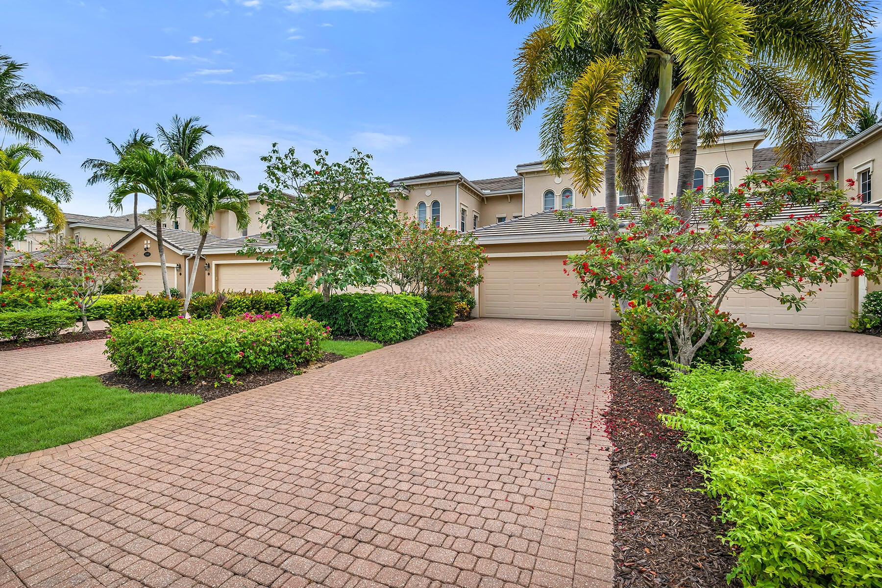 3141 Aviamar Cir #103, Naples, FL 34114 photo