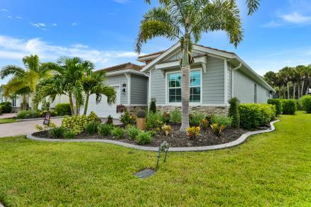 426 Tamarindo Ln, Naples, FL 34114 photo