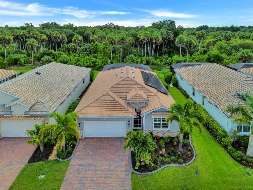 426 Tamarindo Ln, Naples, FL 34114