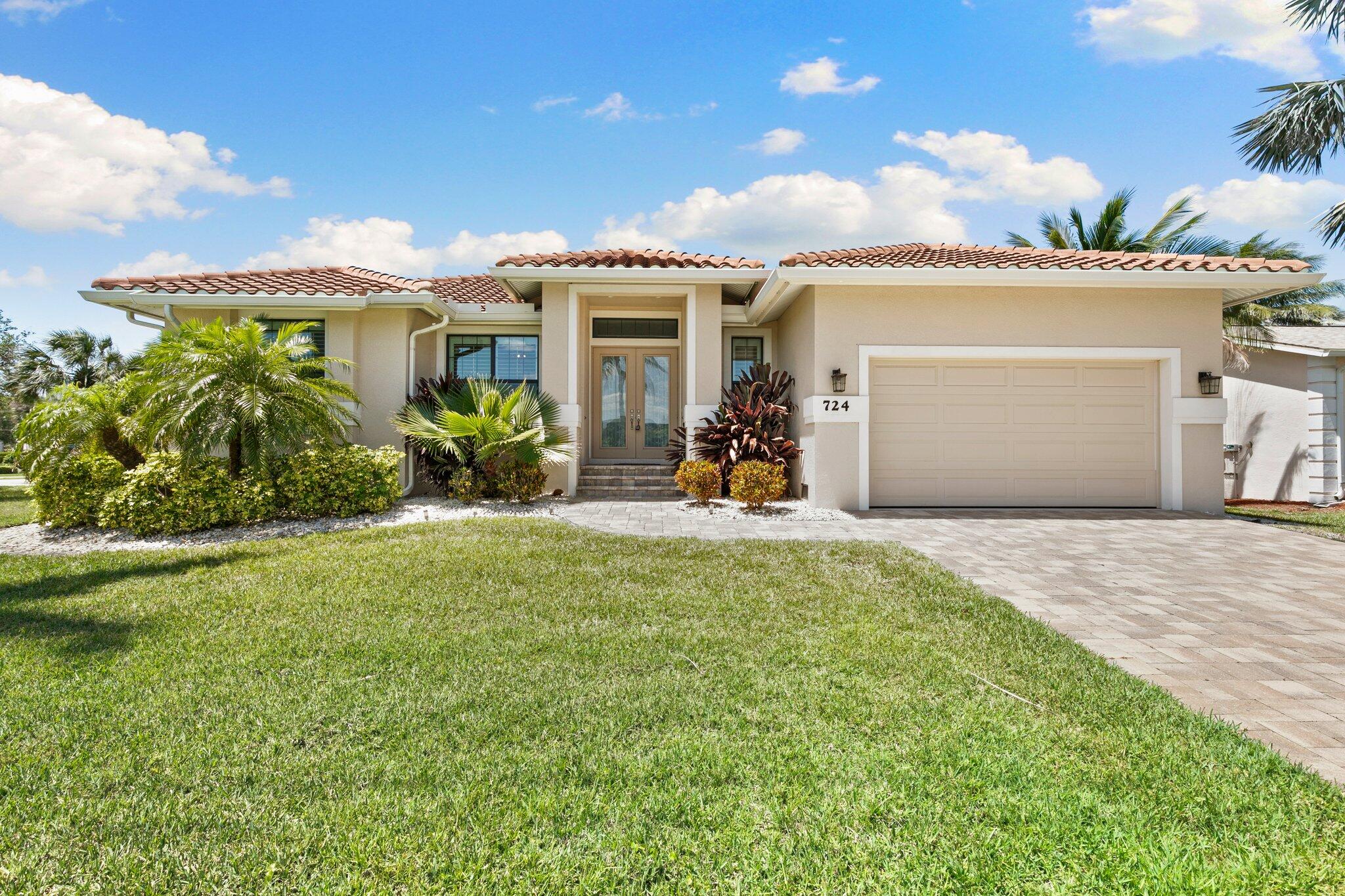 724 Seagrape Dr, Marco Island, FL 34145 photo