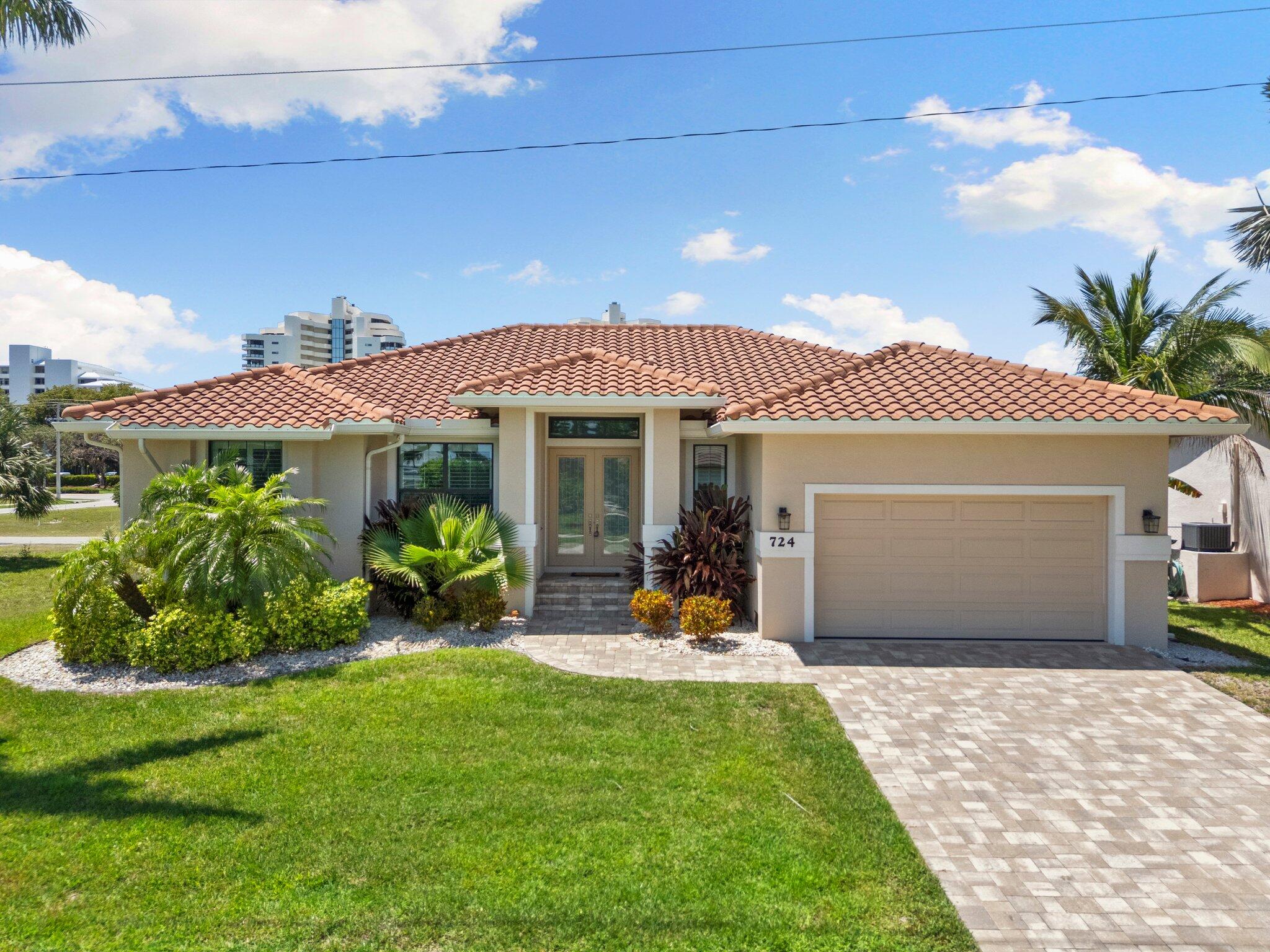 724 Seagrape Dr, Marco Island, FL 34145 photo