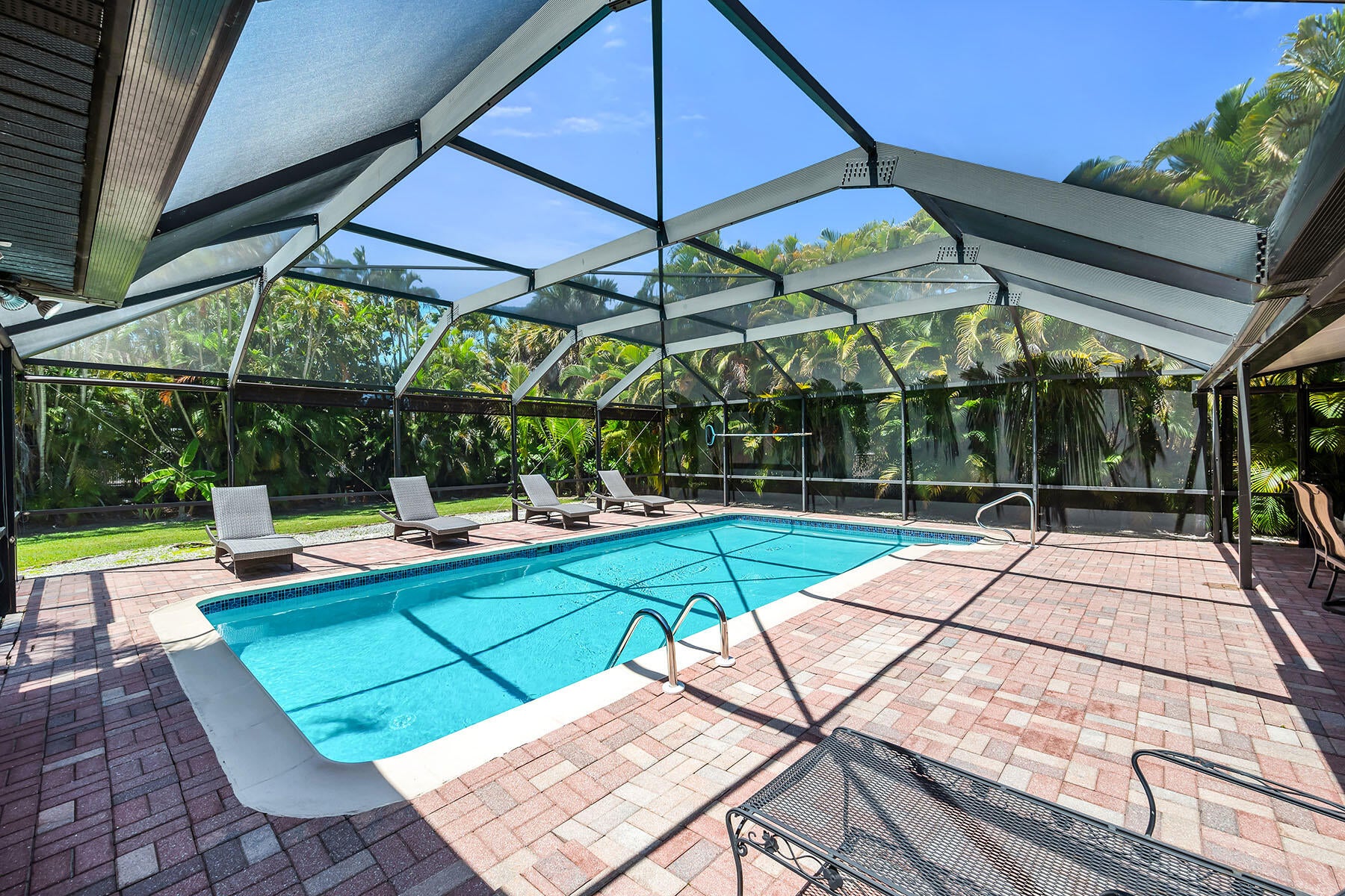 146 Greenbrier St, Marco Island, FL 34145 photo