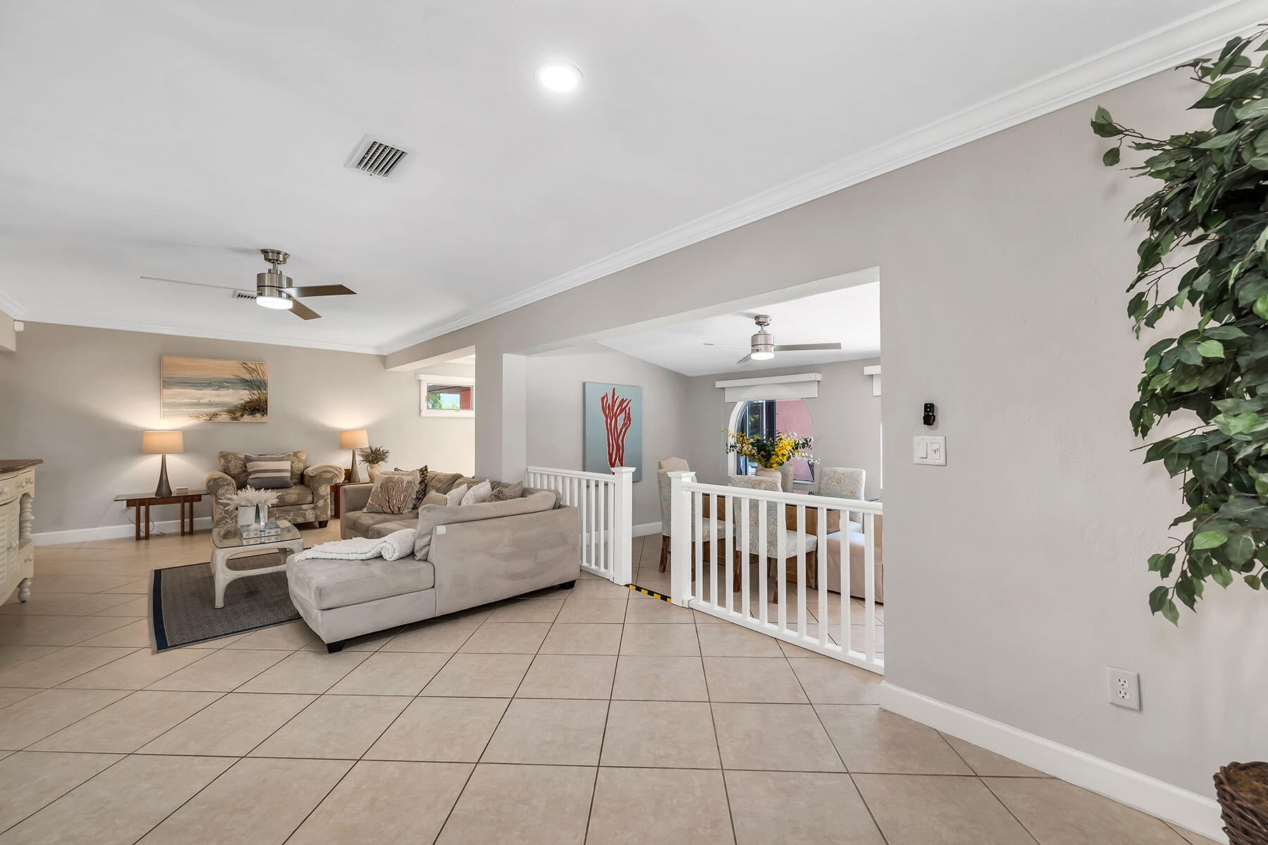 146 Greenbrier St, Marco Island, FL 34145 photo
