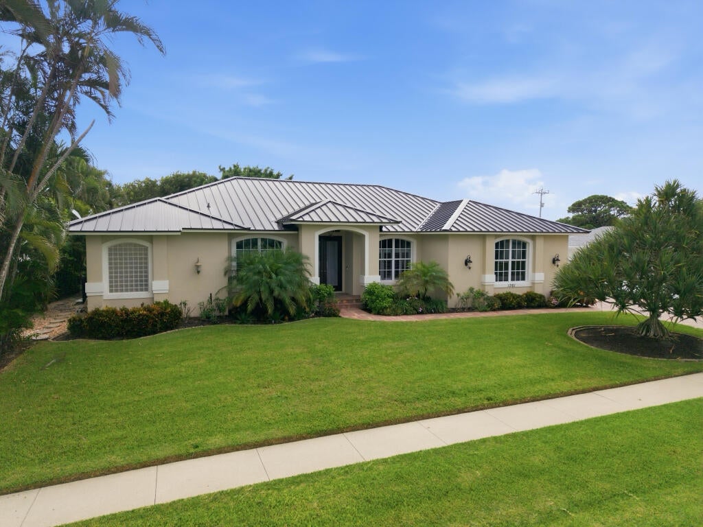 1361 Bayport Ave, Marco Island, FL 34145